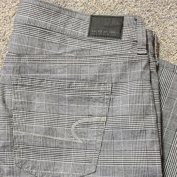 stretch high rise pant short - Picture 7 of 7